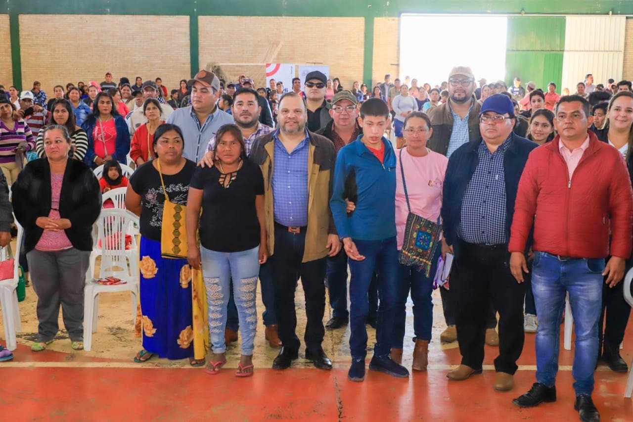 MDS realiza pagos y entrega tarjetas a familias de Tekoporã en Alto Paraguay