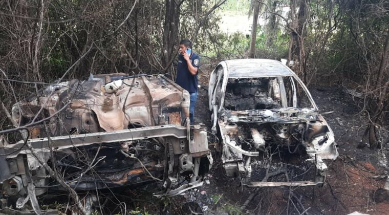 Hallan vehículo incinerado en zona boscosa de Caacupé