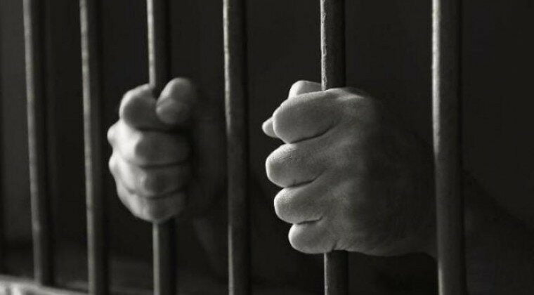Médico ñana condenado a 12 años de cárcel por abusar sexualmente de dos niñas