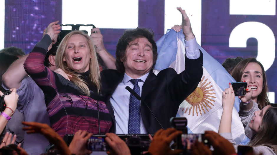 Con más del 80 % del voto escrutado, Milei se afianza como líder más votado en Argentina