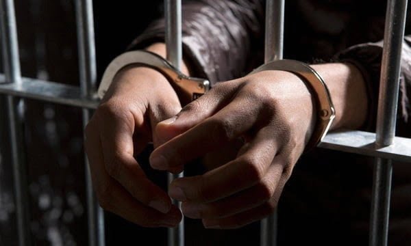 Condenan a un hombre a 19 años de cárcel por asesinar a ex novio de su pareja