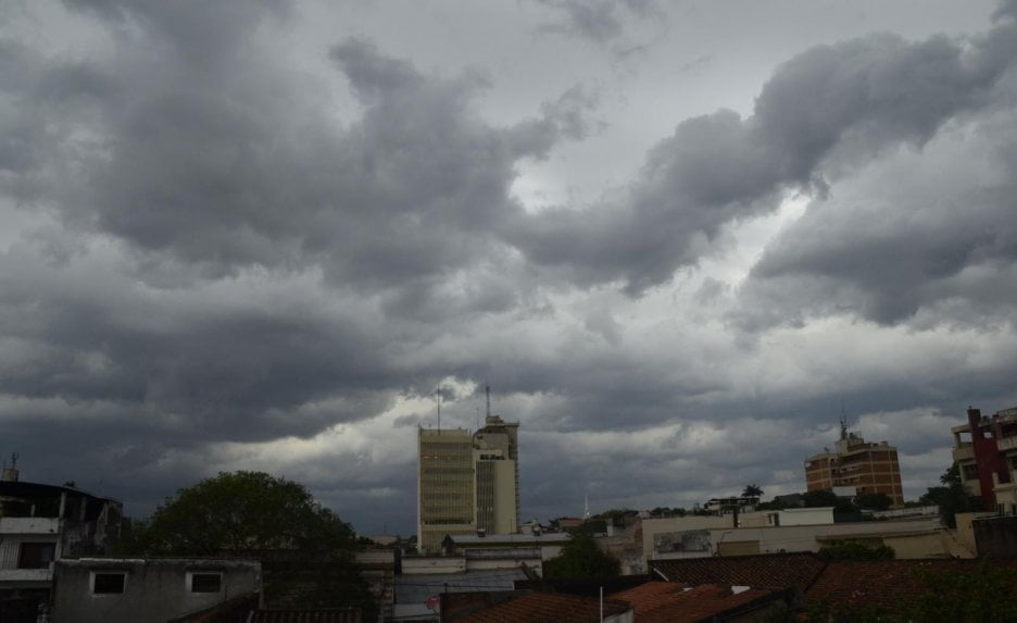 Meteorología: anuncian martes con lluvias y tormentas