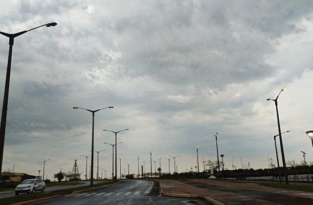 Meteorología anuncia una jornada fría y cielo parcialmente nublado Meteorología anuncia una jornada fría y cielo parcialmente nublado