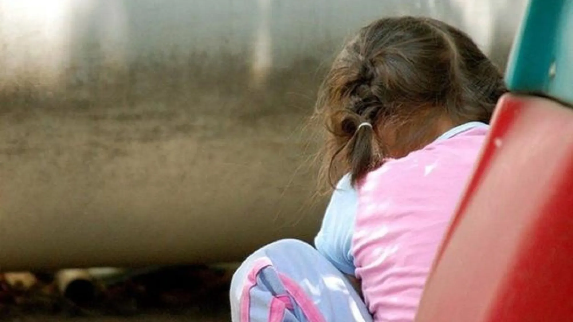 Chofer de transporte escolar condenado a 8 años de cárcel por abuso sexual a una niña
