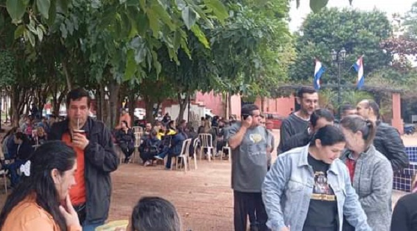 Docentes sanjosianos se manifestaron por la exclusión de ley de servicio civil