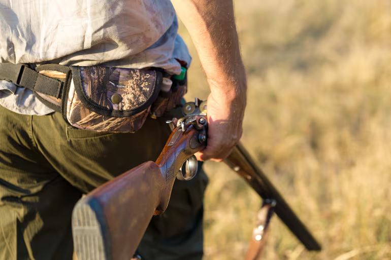 Quieren habilitar a menores para hacer caza deportiva con armas de fuego