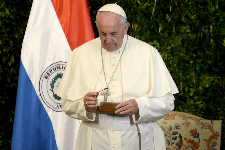 Peña decreta cinco días de duelo oficial por la muerte del Papa Francisco