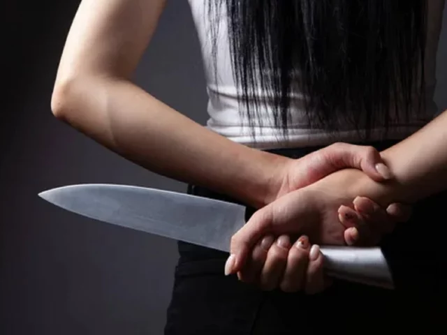 Discusión entre dos mujeres termina con una de ellas apuñalada en Asunción Discusión entre dos mujeres termina con una de ellas apuñalada en Asunción