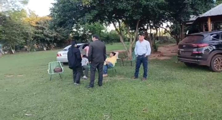 Hijos de Don Julio Meza reunidos