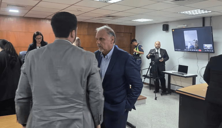 Exministro de SEN Joaquín Roa pasará 8 años en la cárcel Exministro de SEN Joaquín Roa pasará 8 años en la cárcel