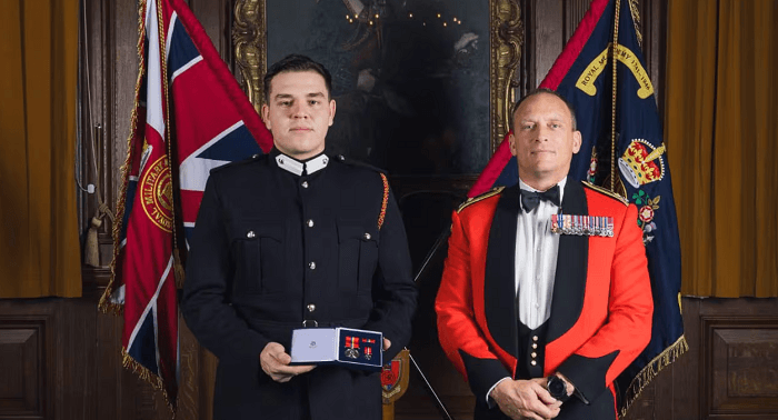 Militar paraguayo se gradúa con honores en la Real Academia del Reino Unido