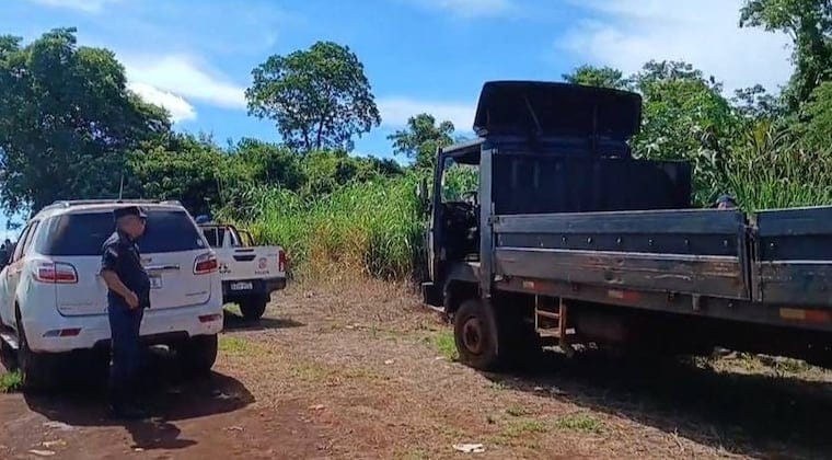 Falsos policías asaltan camión y se alzan con G. 65 millones en Minga Guazú