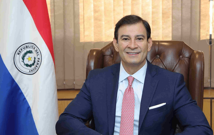 Beto Ovelar prevé internas coloradas y afirma que la competencia fortalecerá al partido