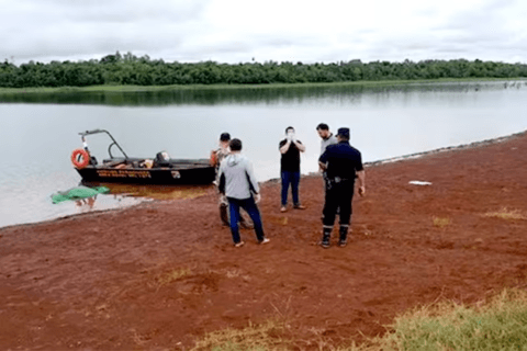 Hallan sin vida a adolescente que huyó de su casa en aguas del lago Itaipú
