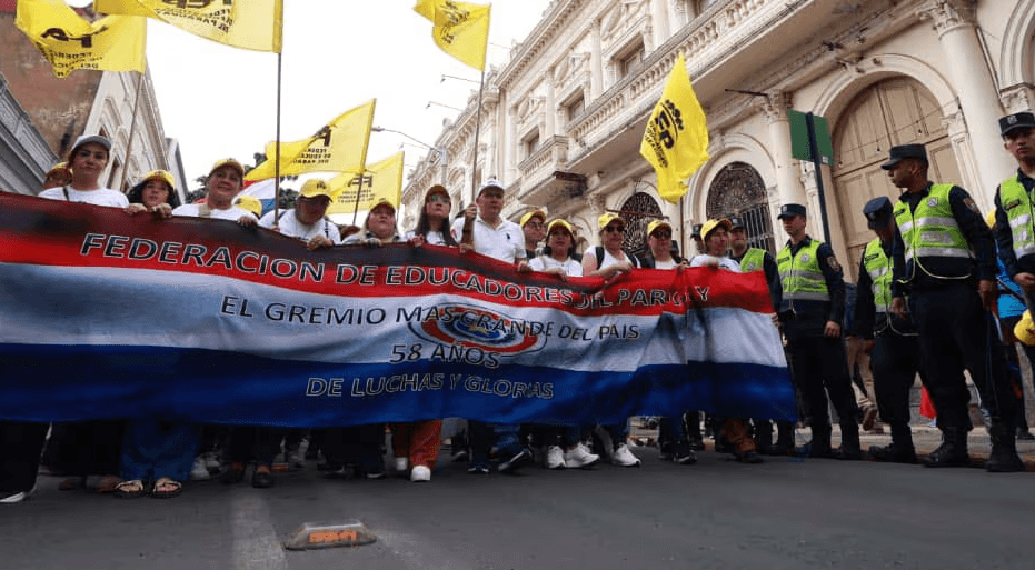 Reforma de Caja Fiscal: docentes anuncian movilizaciones el 5 de febrero ante el tratamiento del proyecto