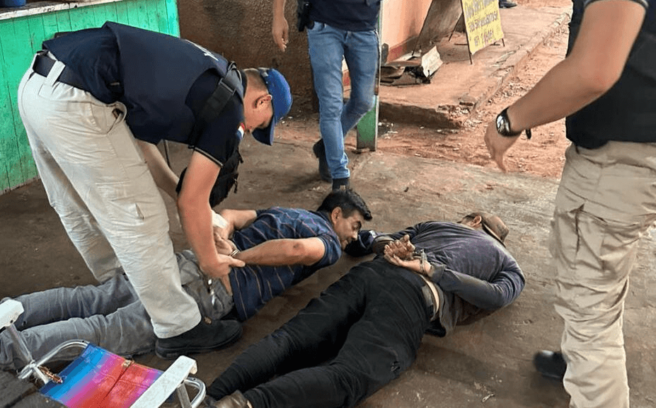 Dos detenidos y varias evidencias incautadas por crimen de empresario pakistaní