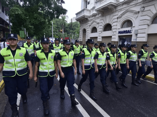 Policía, en “alerta” por protestas contra reforma de la Caja Fiscal