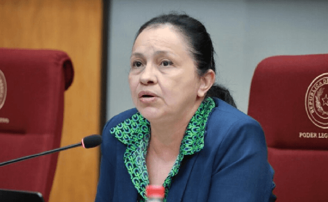 Senadora plantea eliminar la “jubilación vip” o suspender pensiones a familiares de exlegisladores Senadora plantea eliminar la “jubilación vip” o suspender pensiones a familiares de exlegisladores