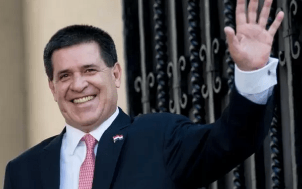 Horacio Cartes se encuentra hospitalizado en Terapia Intensiva