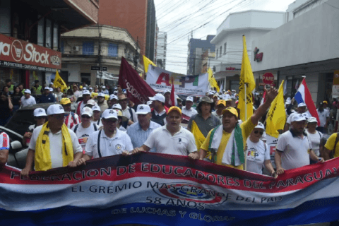 Caja Fiscal: Docentes anuncian movilización nacional para el próximo miércoles