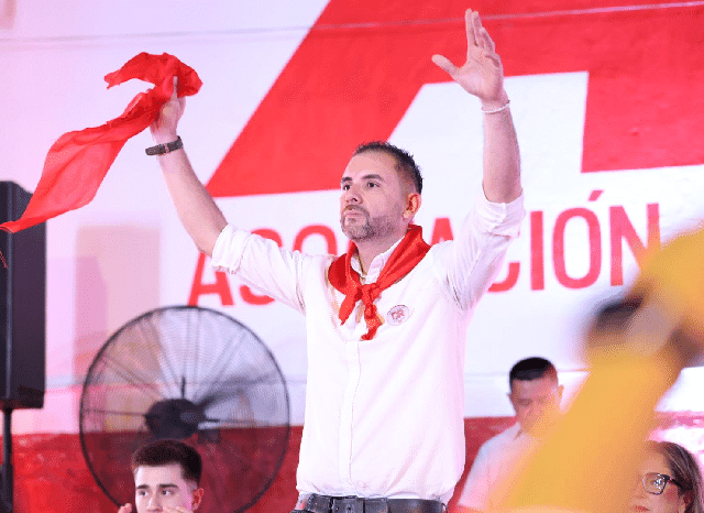 Elvio Castro y su equipo lanzan candidaturas para las municipales 2026