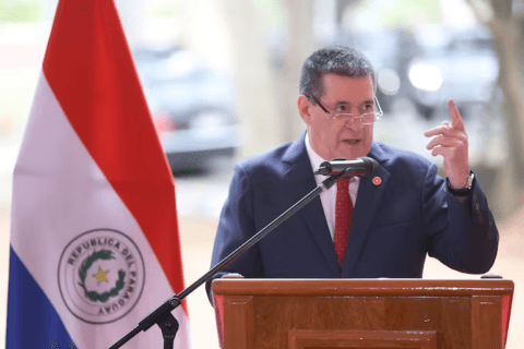 Horacio Cartes recibe el alta médica tras una evolución “excepcional”