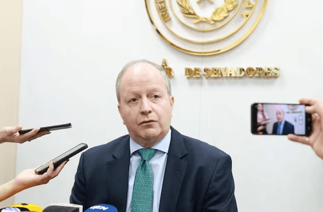 Fernández Valdovinos deja el Ministerio de Economía Fernández Valdovinos deja el Ministerio de Economía