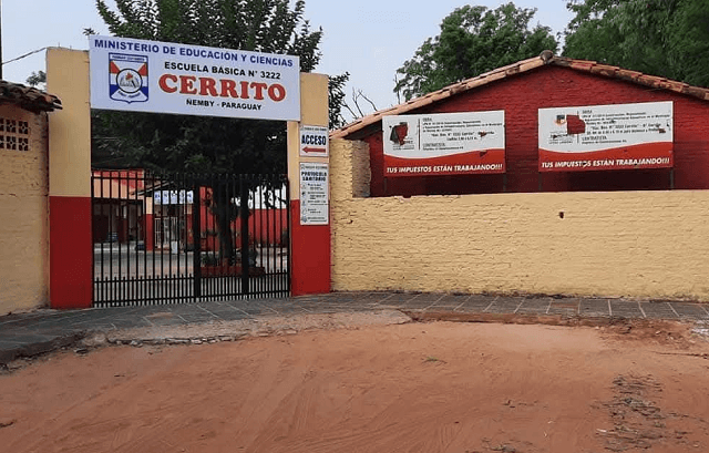 Denuncian que alumna se orinó en clase porque no tenía G. 2.000 para pagar el baño en la escuela 