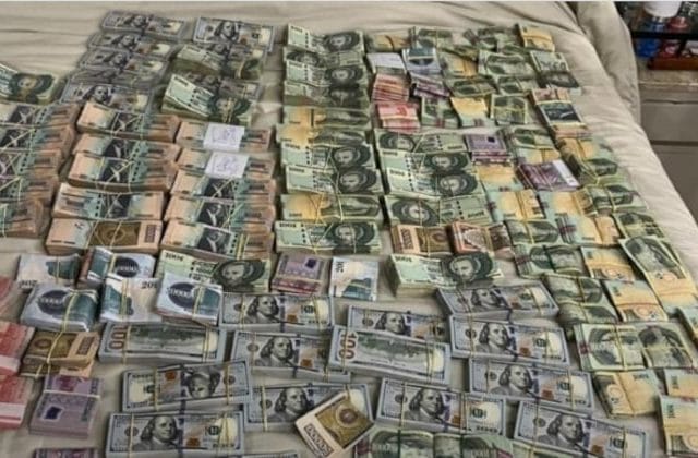 Billetes hallados en poder de Dalia López fueron remitidos a bóveda de seguridad del BNF Billetes hallados en poder de Dalia López fueron remitidos a bóveda de seguridad del BNF