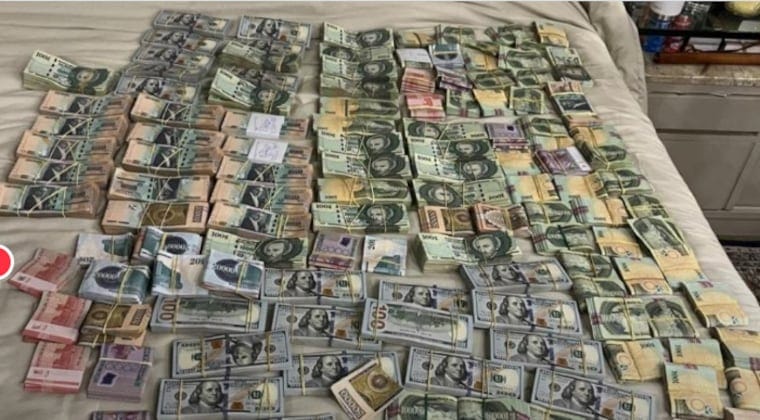 Billetes hallados en poder de Dalia López fueron remitidos a bóveda de seguridad del BNF Billetes hallados en poder de Dalia López fueron remitidos a bóveda de seguridad del BNF