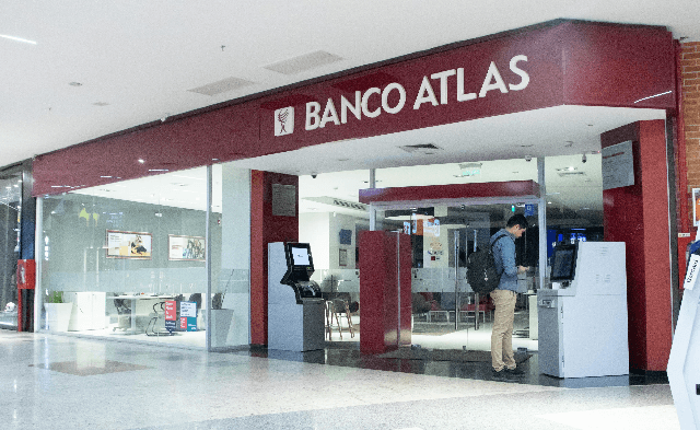 Escándalo en IPS: investigan millonario desvío en obras adjudicadas a Atlas Escándalo en IPS: investigan millonario desvío en obras adjudicadas a Atlas