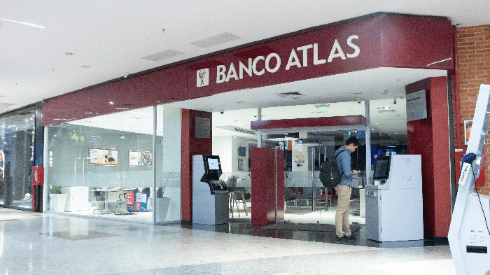 Escándalo en IPS: investigan millonario desvío en obras adjudicadas a Atlas Escándalo en IPS: investigan millonario desvío en obras adjudicadas a Atlas