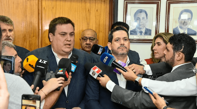 Política Gobernadores y diputados propondrán dupla de consenso y piden postergar definición