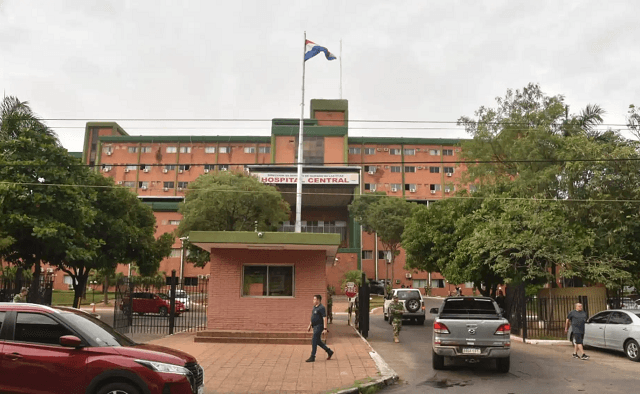 Militar resulta gravemente herido tras disparo con arma de fuego en Arroyito Militar resulta gravemente herido tras disparo con arma de fuego en Arroyito