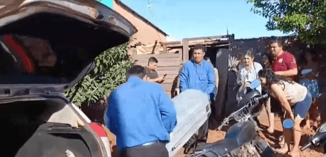 Buscan a adolescente que asesinó a balazos a su padrastro en PJC