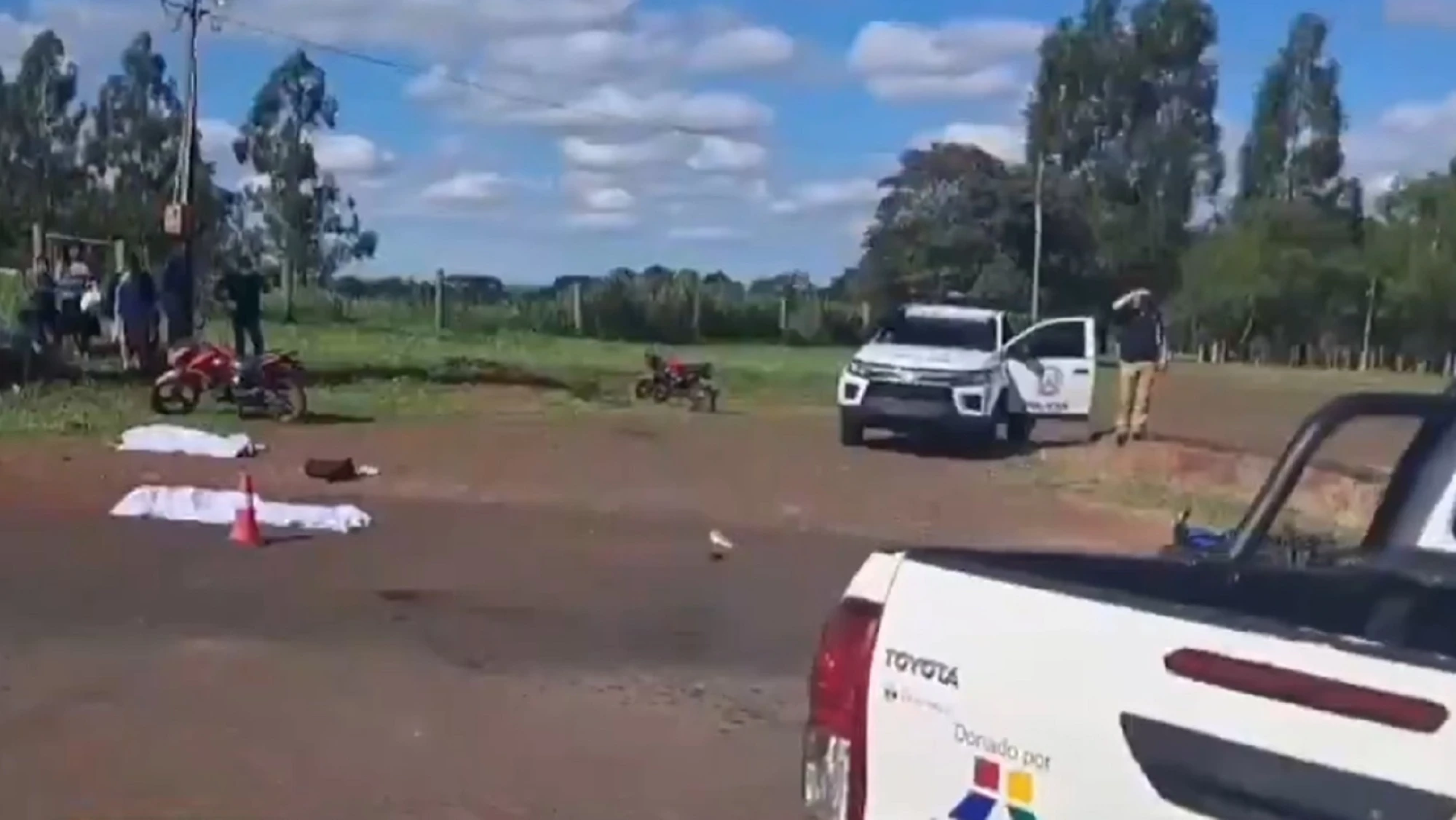 Una mujer, su hijo de 2 años y su hermano adolescente mueren en un triple choque