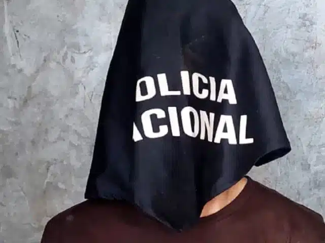 Adolescente que habría matado a balazos a su tío se entrega a la Justicia Adolescente que habría matado a balazos a su tío se entrega a la Justicia