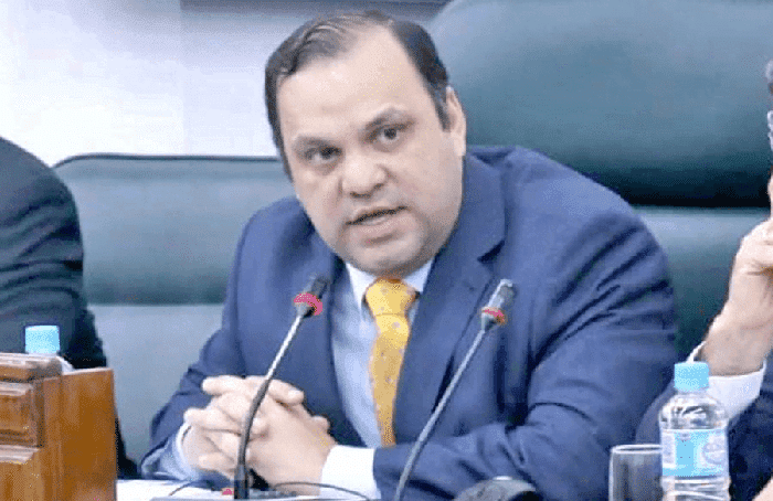 Varela dispara contra el Gobierno: “Hay decepción y un sistema de salud en crisis”