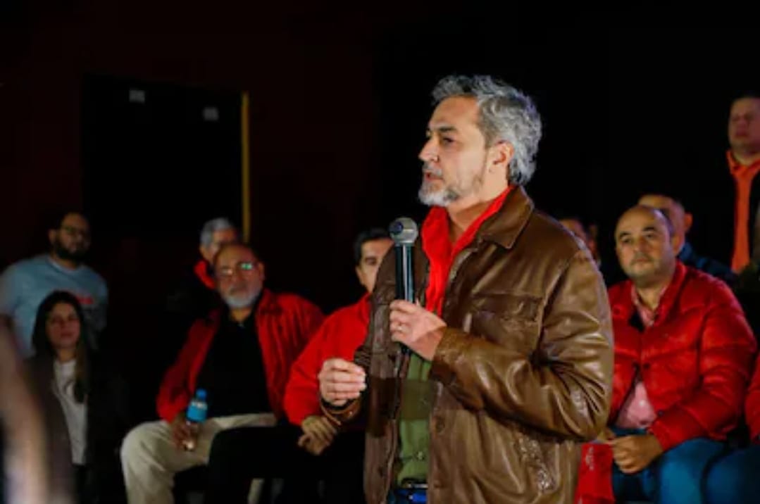 “Liberar al país de corruptos y liberales”: Abdo endurece su discurso contra Peña y el cartismo “Liberar al país de corruptos y liberales”: Abdo endurece su discurso contra Peña y el cartismo