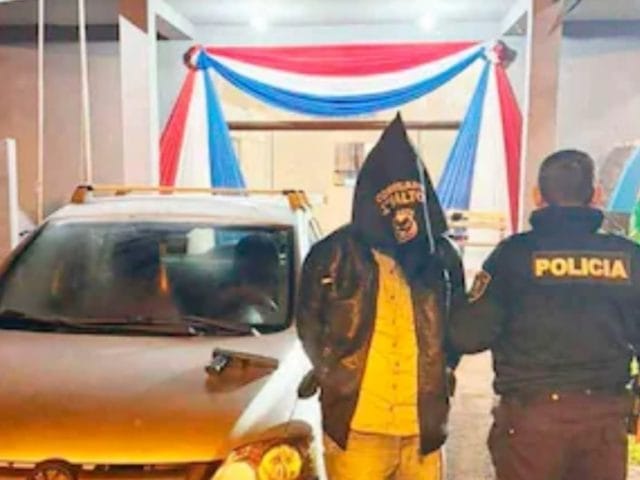 Policía reporta detención de una persona que mantuvo de rehén a una brasileña usando arma de juguete Policía reporta detención de una persona que mantuvo de rehén a una brasileña usando arma de juguete
