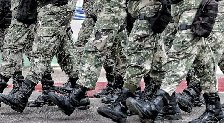 Muere un recluta tras caer de un camión en el Cuartel Muere un recluta tras caer de un camión en el Cuartel