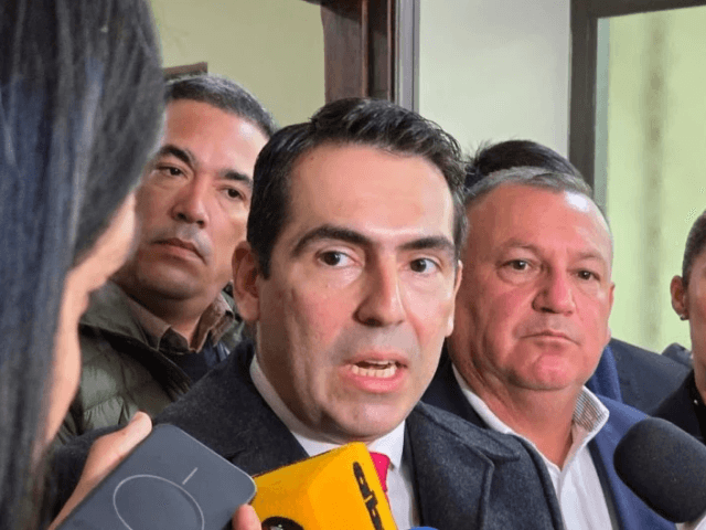 Gobernadores defienden Hambre Cero y cuestionan al MAG en el Senado
