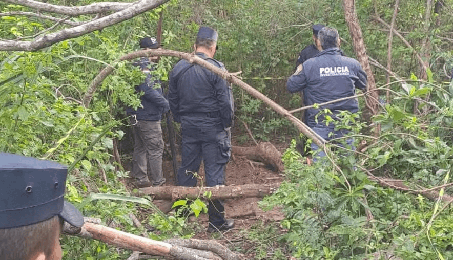 Hallan sin vida a una joven madre y detienen a su pareja como principal sospechoso Hallan sin vida a una joven madre y detienen a su pareja como principal sospechoso