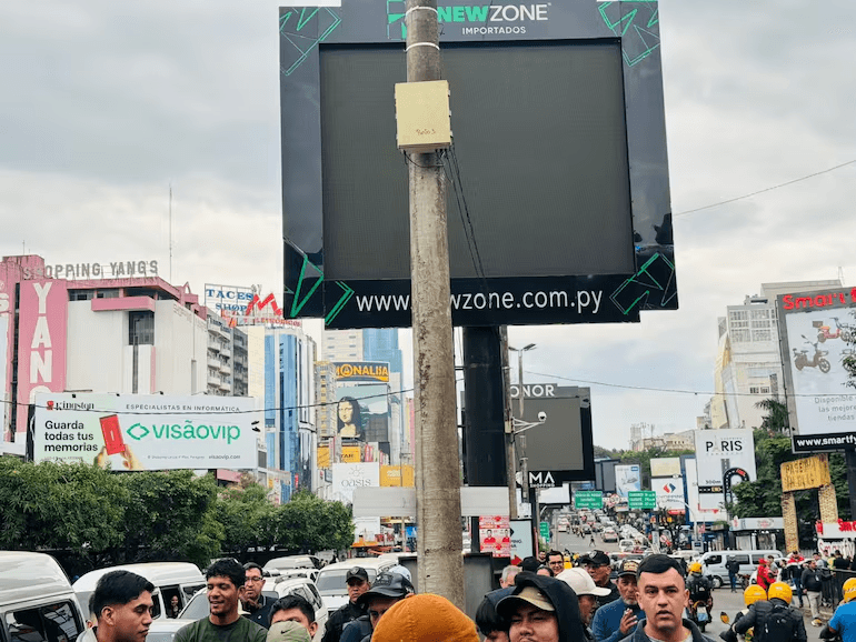 Carteles “anti Paraguay”: Cámara de Publicidad de CDE denuncia hackeo