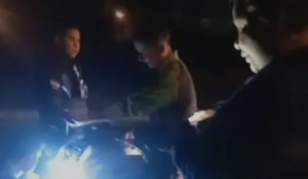 Imputan a policía que golpeó a motociclista en Asunción