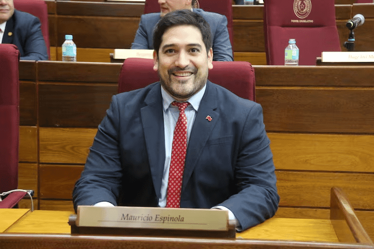 Imputan al diputado Mauri Espínola por supuesto homicidio culposo Imputan al diputado Mauri Espínola por supuesto homicidio culposo