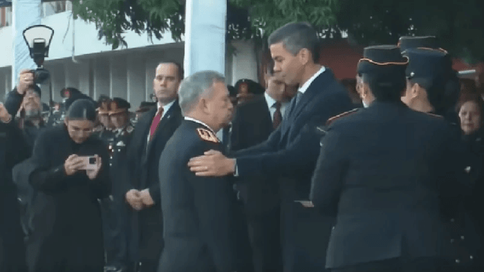César Silguero asume oficialmente como comandante de la Policía Nacional César Silguero asume oficialmente como comandante de la Policía Nacional