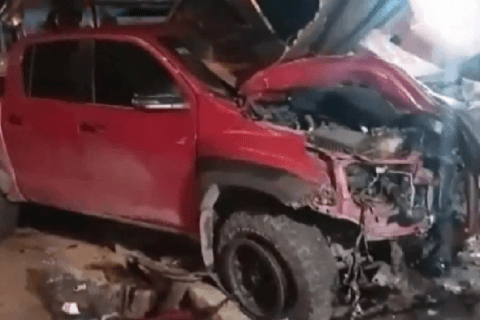 Violento choque derriba un comercio y mata a una ciudadana china mientras dormía en San Lorenzo