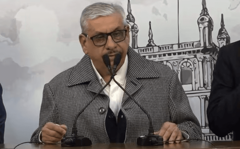 Presidente del IPS dice que aumentó la recaudación y ya no hay camillas en los pasillos Presidente del IPS dice que aumentó la recaudación y ya no hay camillas en los pasillos