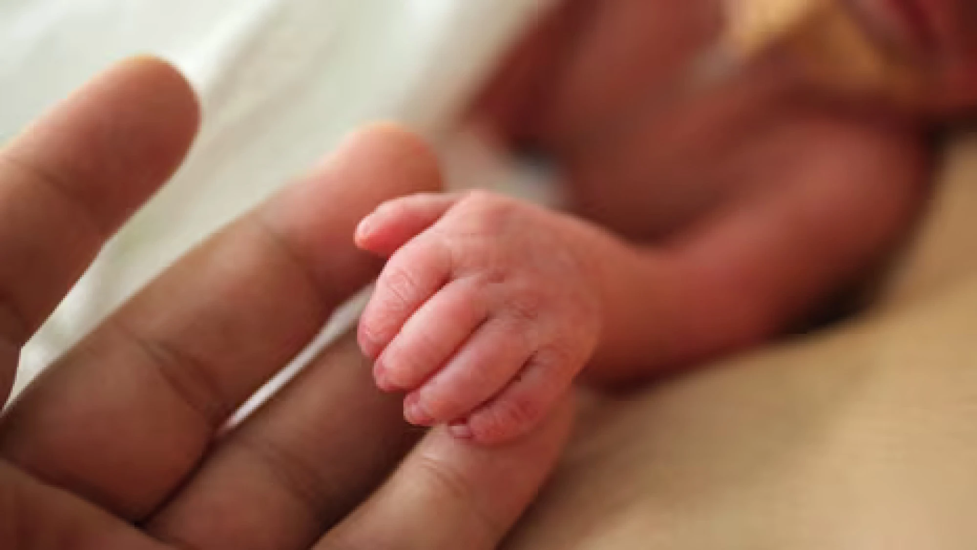 Madre denuncia que su bebé quedó ciego por presunta negligencia en el IPS de CDE